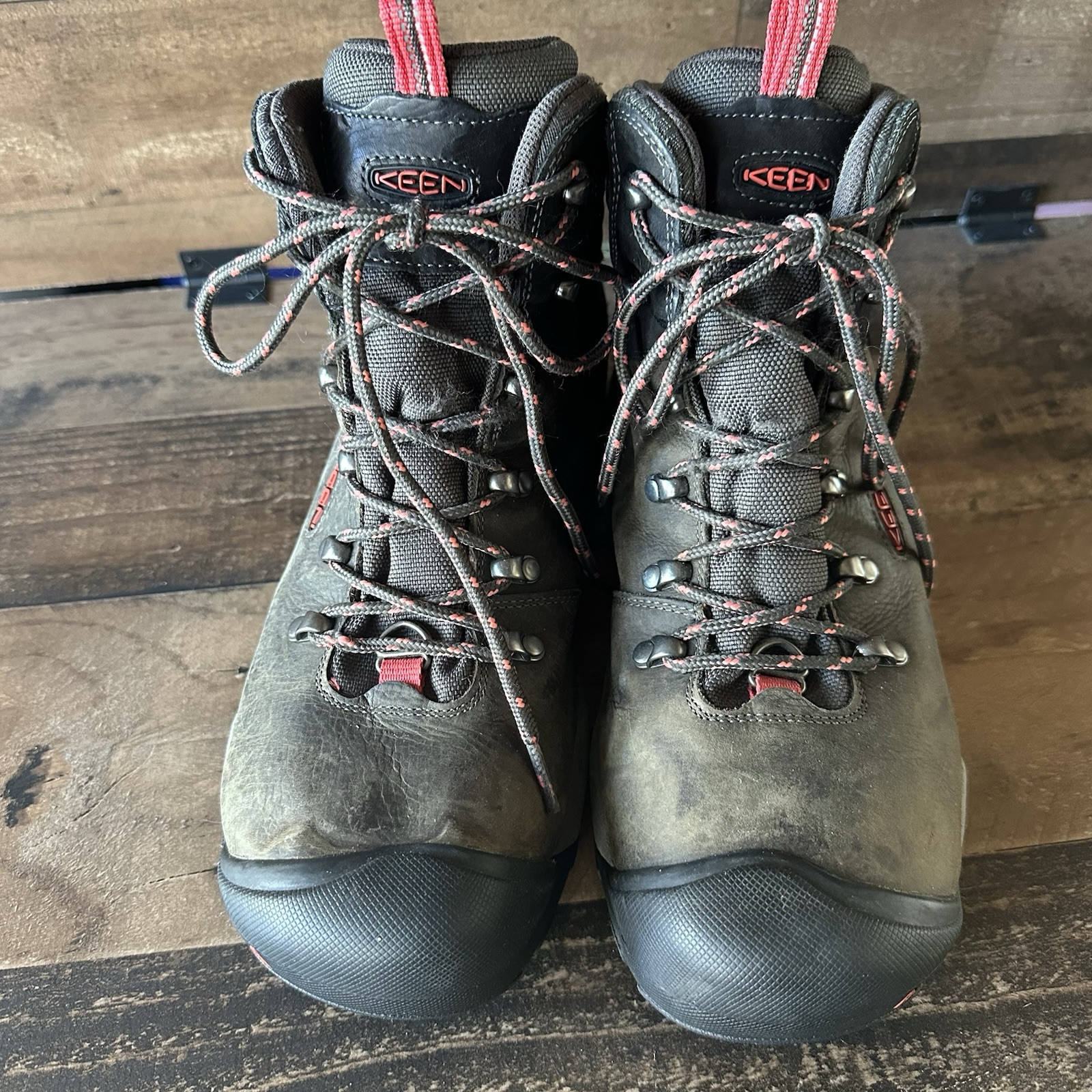 Keen Stivali da trekking impermeabili da donna taglia 11 isolati