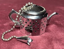 Vintage Teapot Tea Bag infuser strainer Silver Color