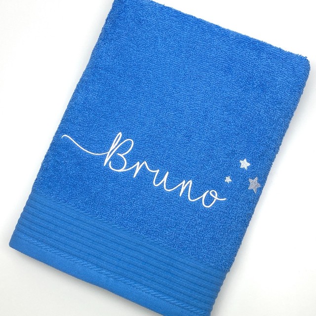 Handtuch mit Namen bestickt | Sterne | Personalisiertes Badetuch | 100umwolle