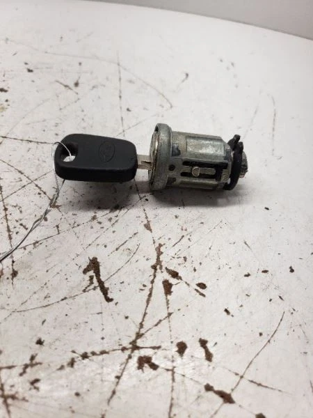 Interruptor de encendido interruptor eléctrico solo se adapta a 01-19 ESCAPE 1044982 Foto 2 de 4