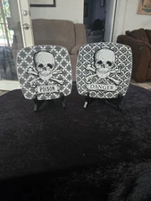 222 Holloween Plates. Great For Holloween Parties Serve Gouhlie Desserts.