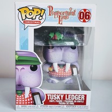 Ultimate Funko Pop Christmas Peppermint Lane Figures Gallery and Checklist 26