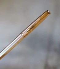 Parker 35 French Lady Fountain Pen - 18K Gold Nib
