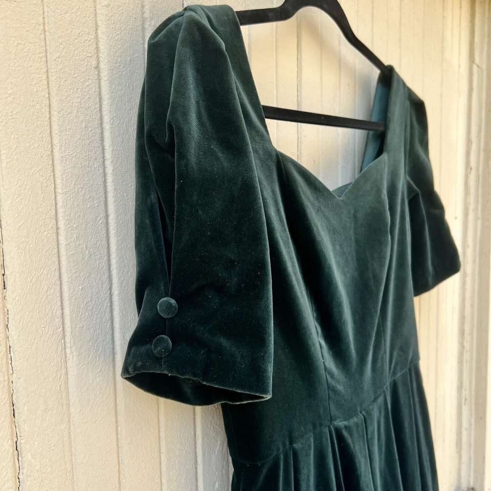 Lindo Vestido Vintage Laura Ashley Anos 90 Veludo Esmeralda com Laço - Imagem 4 de 4