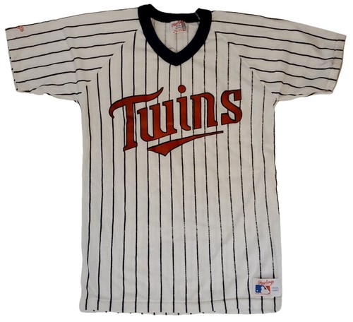 Vintage Minnesota Twins #33 Justin Morneau Majestic Button Jersey