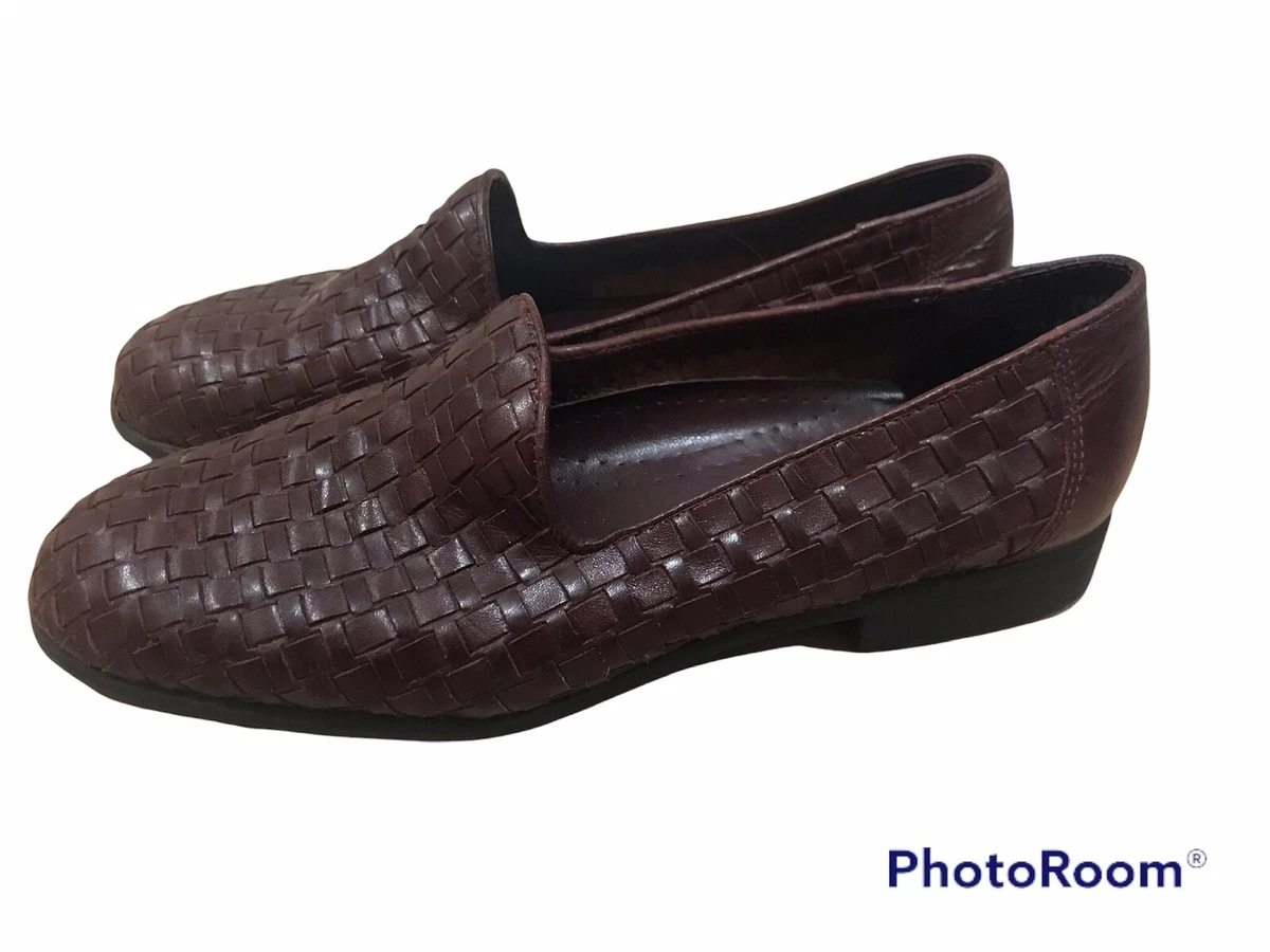 Bass store shoes women