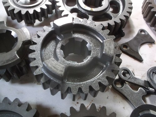2004 SUZUKI INTRUDER 1400 VS1400 Transmission Gears - Picture 2 of 7