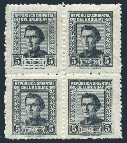 Uruguay 568 block/4, MNH. Michel 622. General Jose Artigas, redrawn 1949. - 第 1/1 張圖片