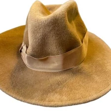 Makins felt hat.  Men's  Imported fabric from Italy