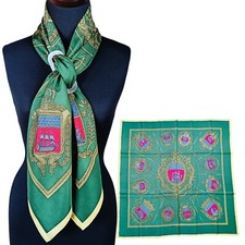 Hermes "LES ARMES DE PARIS" Carre 90 Silk 100 Scarf Vintage Rare Color Green