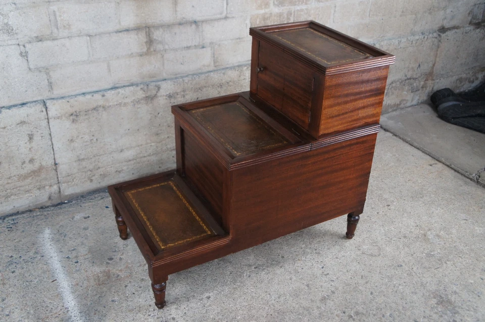 Mesita de noche antigua inglesa Regency caoba escalera escalón cómoda Foto 4 de 4