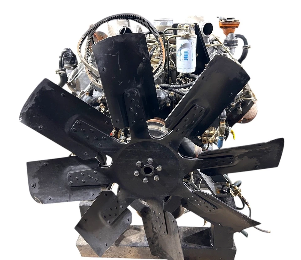 Motor diésel Mitsubishi 8DC9-T 400 horas Foto 2 de 4