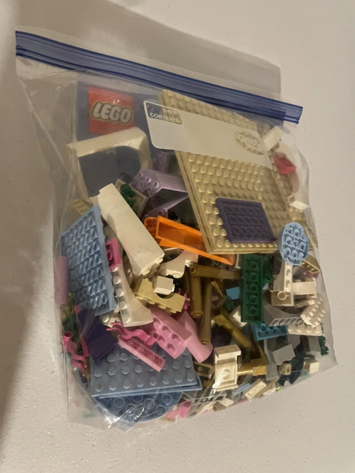 LEGO (41154) Disney Princess: Cinderella's Dream Castle 100% Completo Foto 2 de 2