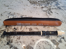 LMI Yamaha Recorder-Soprano Musical Instrument Flute- 650502B -Zippered Case