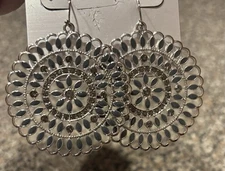 APT. 9 BOHO Elegant Silver and Blue Earrings dangle round NWT