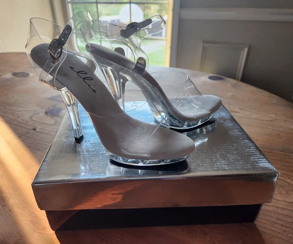 Sandalia transparente de tacón Ellie M-Brook de 5" talla 7, precio de venta sugerido por el fabricante 80 USD Foto 3 de 4