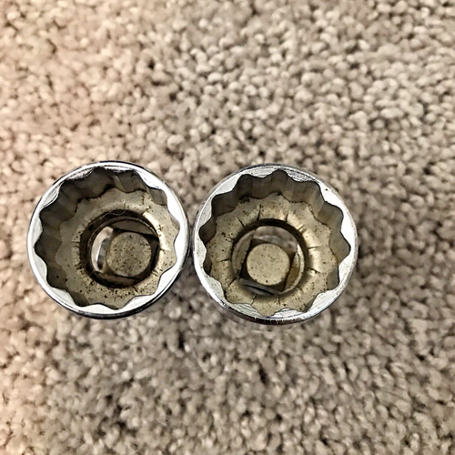 Snap-on Flank 3/8" Drive Shallow Universal Socket 11 pc 12 Pt SAE Magnetic Tray - Picture 18 of 18