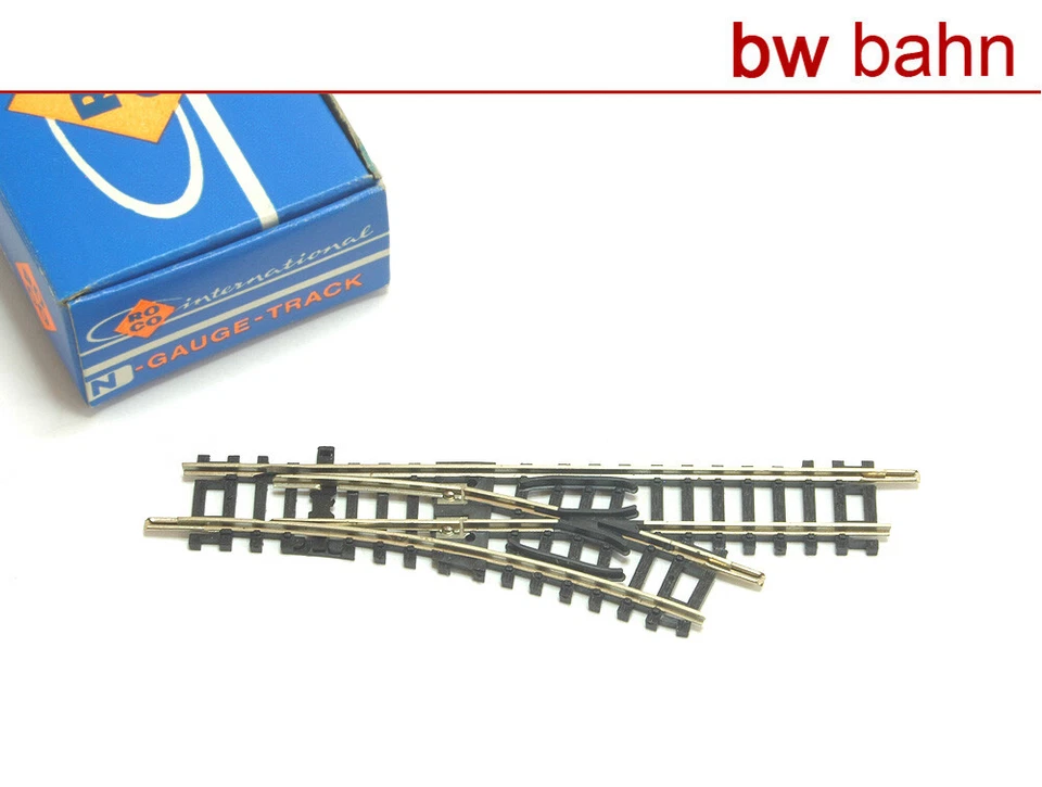 Roco Spur N 2464R Unterflurweiche rechts, 24°, 104,2 mm