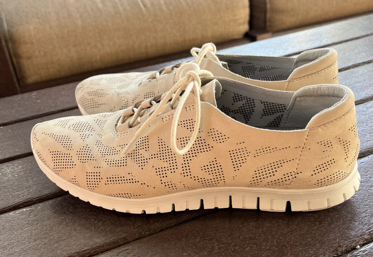Zerøgrand perforated trainer 2025