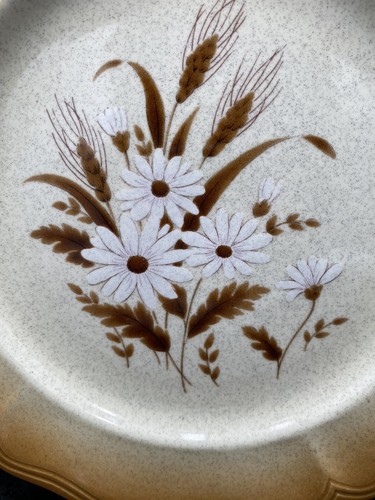 Vintage Meadowland Ironstone Wheat Chop Plate (Round Serving Platter), 12.3" - Picture 3 of 7