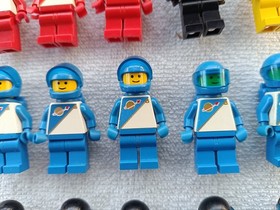 Lego SPACE FUTURON figures for e.g. 6990 monorail 6953 cosmic laser launcher