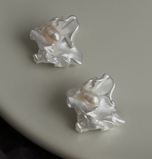 Matte Silver Earrings Real Freshwater Pearl Floral Stud Earrings with S925 Posts