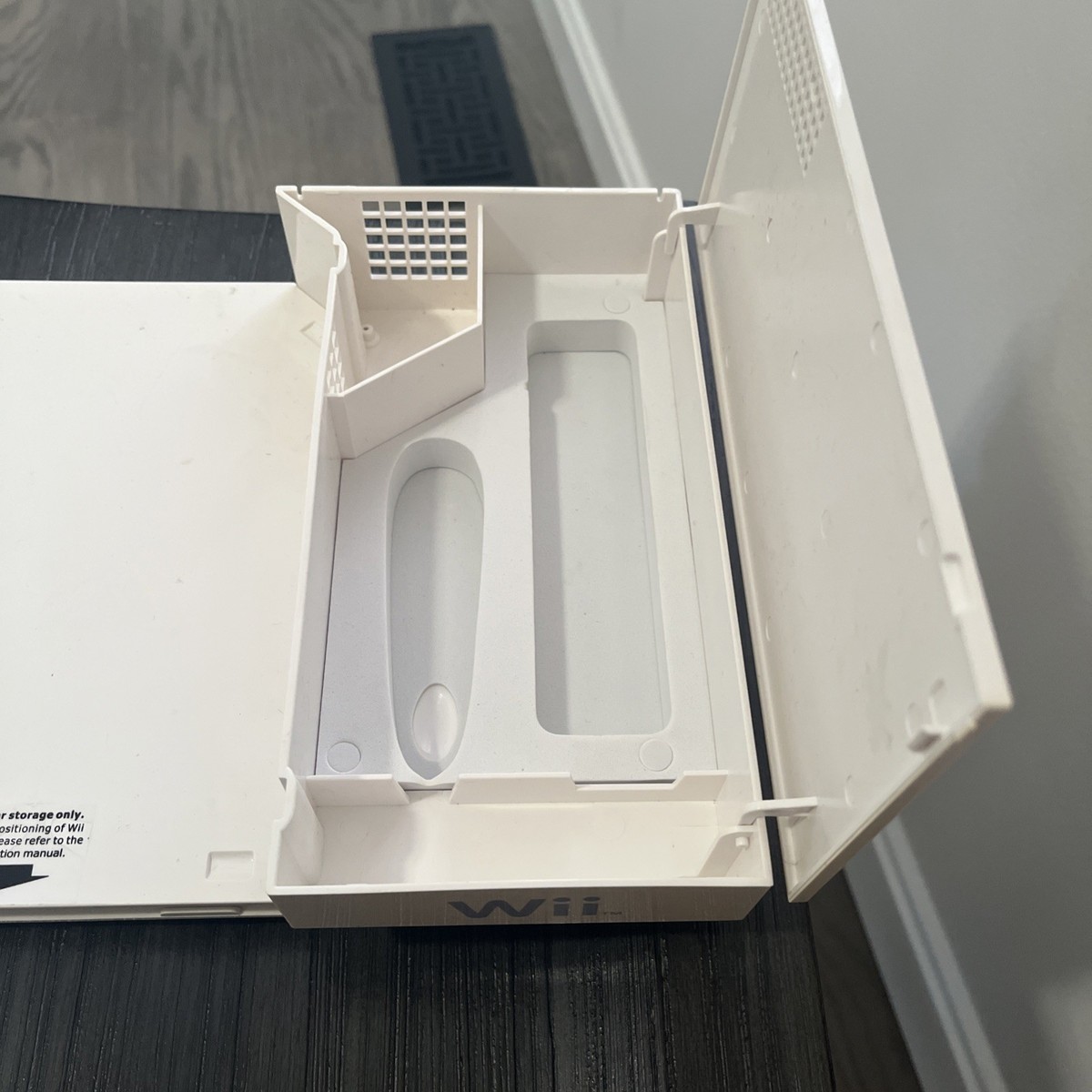 Horizontal Nintendo Wii Stand - PDP N-7595 for sale online