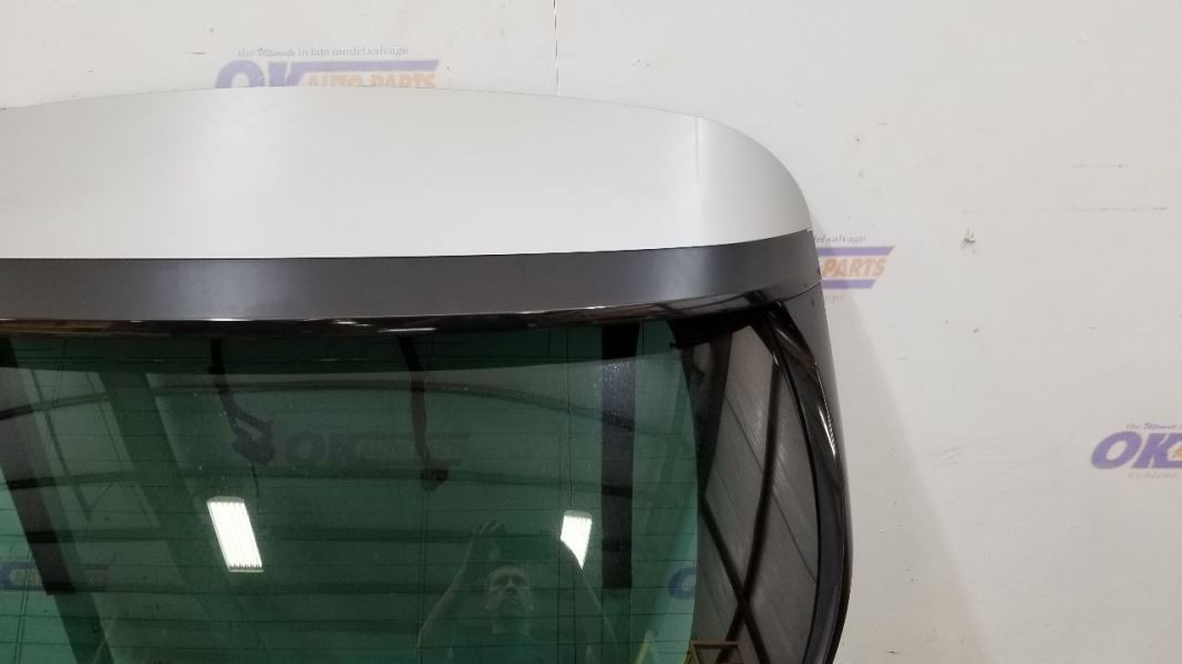 17 2017 MASERATI LEVANTE OEM TRUNK HATCH LIFTGATE ASSEMBLY SILVER 