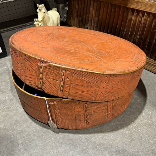 19th century Scandinavian tine box decorated with traditional Norwegian carving