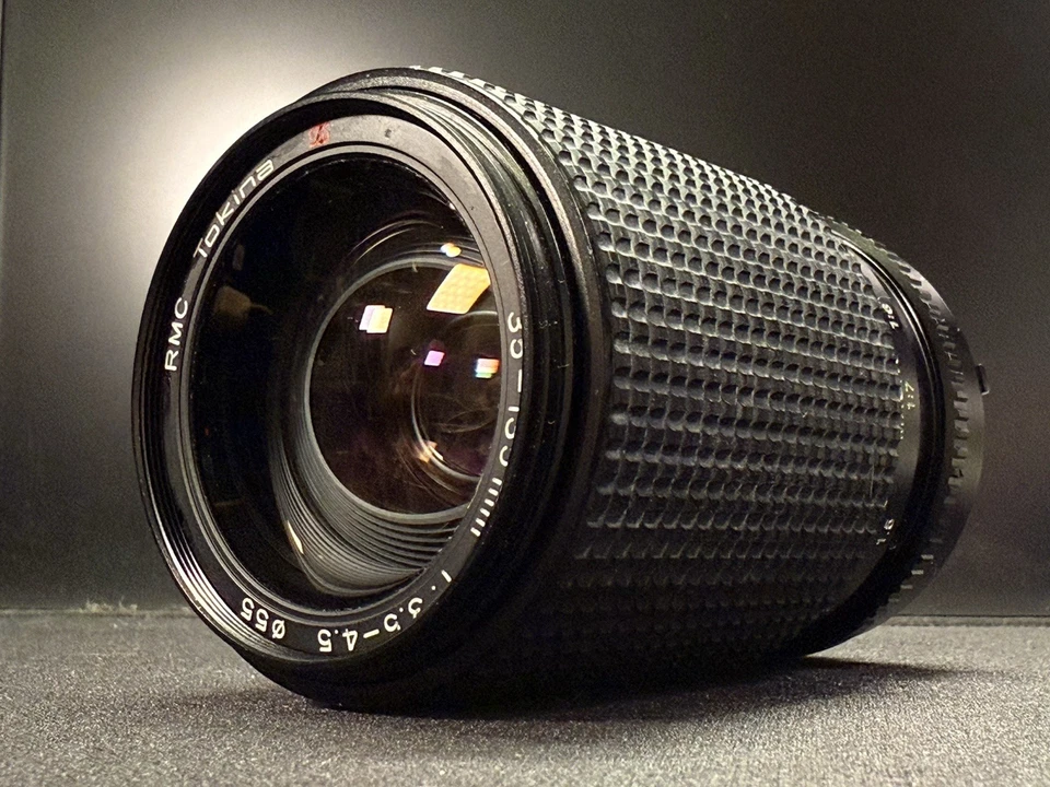 RMC Tokina 35-135mm f/3.5-4.5 Zoom Lens + Caps (Nikon F Mount) - Image 2 of 4