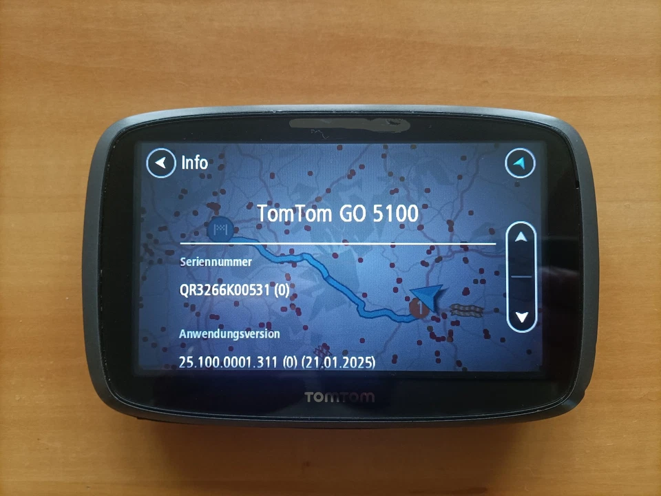 TomTom Go 5100 World Navi, 5 Zoll, Lifetime Maps&Traffic&Radar über SIM-Karte - Bild 4 von 4