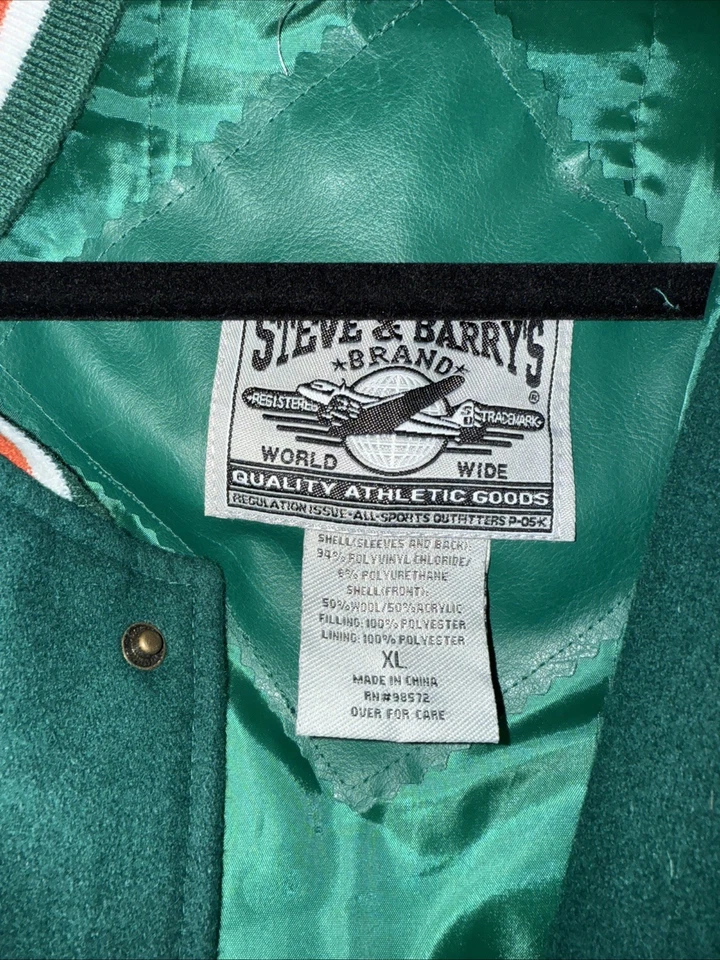 Vintage UMIAMI Varsity jacket Men’s Size XL  Made By Steve and Barry’s - Image 4 of 4