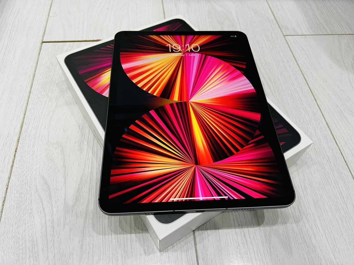 Apple iPad Pro 3rd Gen 11