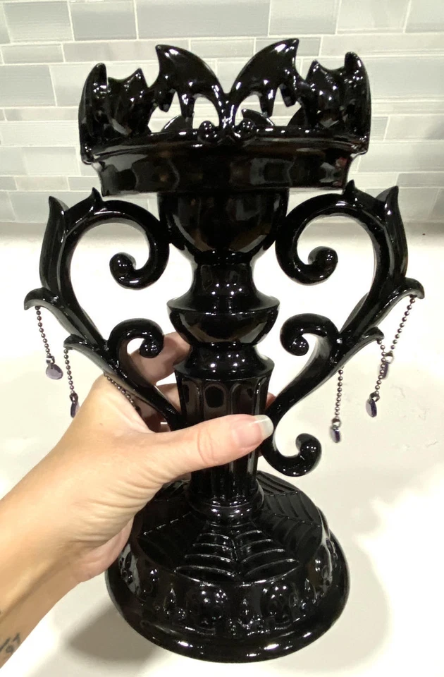 Candelabro de murciélago negro púrpura Halloween Bath & Body Works soporte pedestal de velas Foto 4 de 4