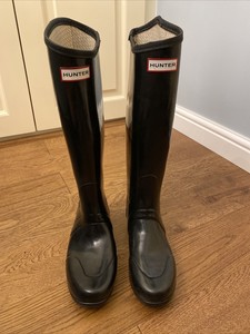 knee high wellingtons