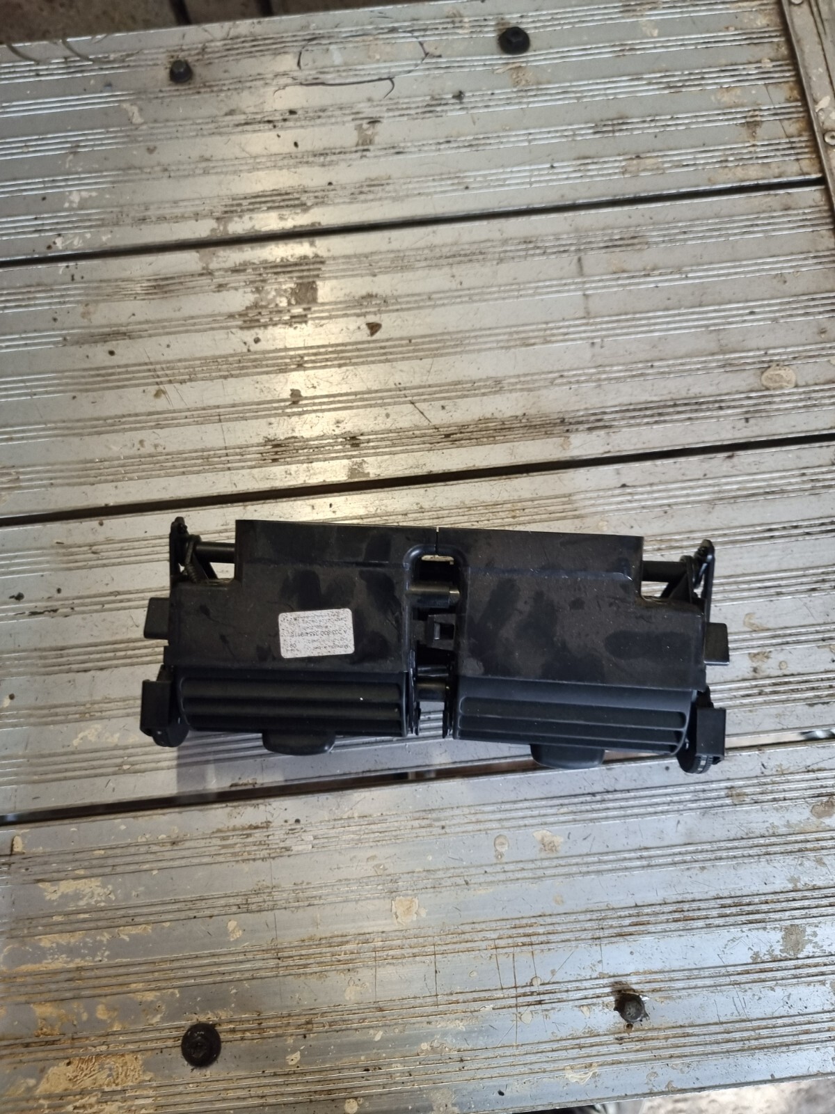 MERCEDES W203 C Class Centre Air Vents Black A2038303554 