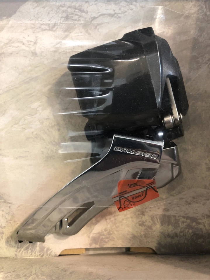 Shimano Deore XT FD-M8070 XT Di2 Double Front Derailleur - Image 2 of 4