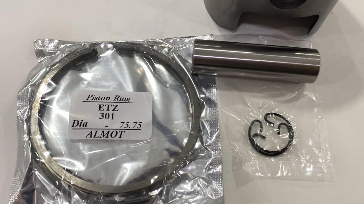 PISTON SET 75.75 MM MZ ETZ 250/251/301 k20 high quality MZ ETZ 250