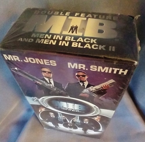 Herren in schwarz/Herren in schwarz II-Doppelfunktion Set-Folienhüllen - (VHS-2002) - versiegelt - Bild 6 von 6