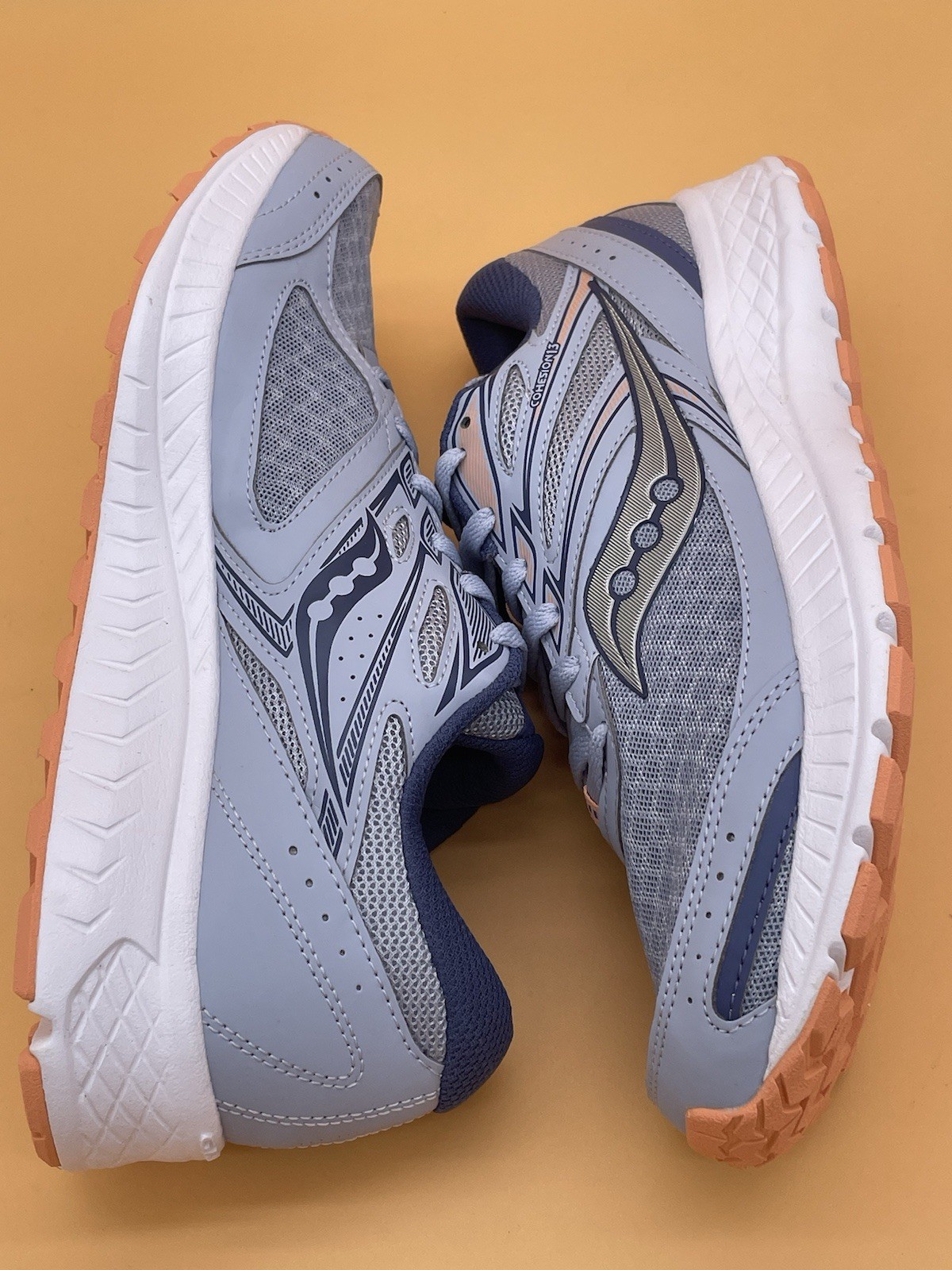 Size 10 B Saucony Women Versafoam Cohesion 13 Running Shoes Blue Mist Melon thumbnail 2