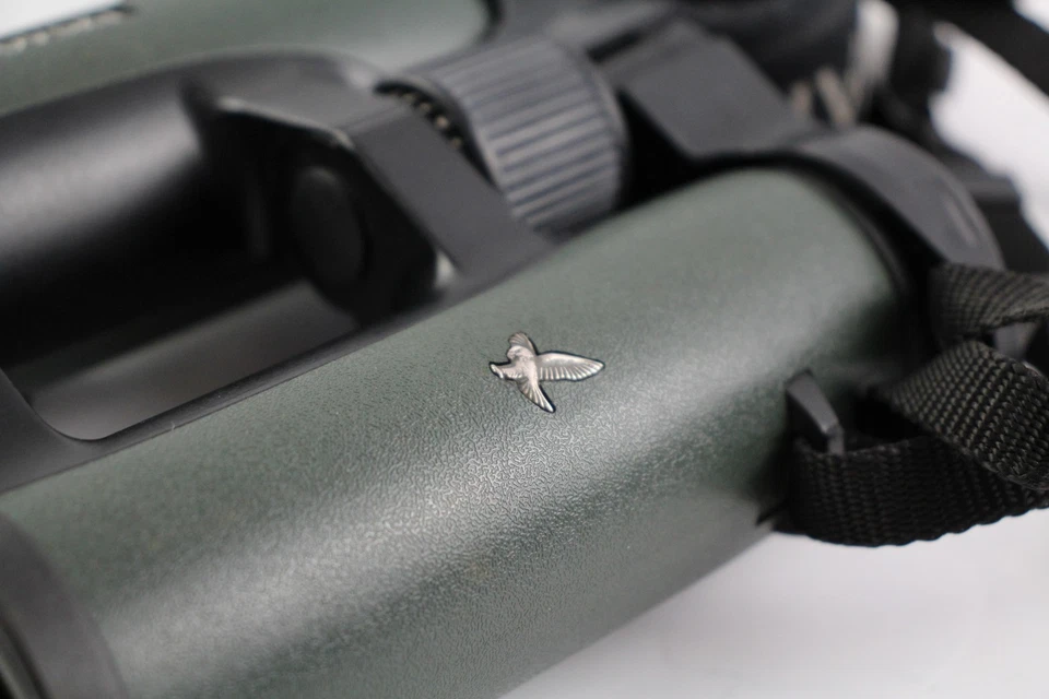 Vintage Swarovski EL 8x32 Binoculars Working w/ Original Lens Caps - Image 3 of 4