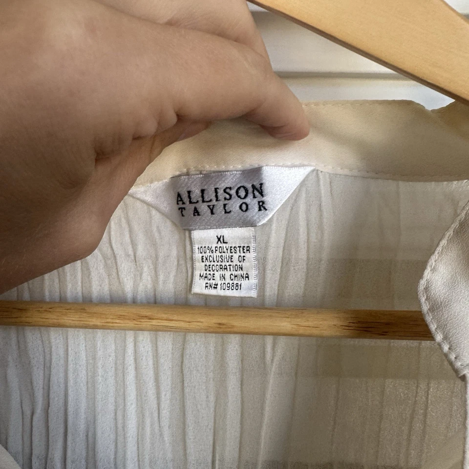 Vintage 90s Y2K Allison Taylor Western Cottage Pleated White Ruffle Blouse XL - Image 4 of 4