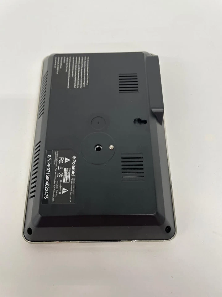 Polaroid - 7in Digital Photo Frame - Decorative Textured Silver Metal Frame-READ - Image 2 of 4