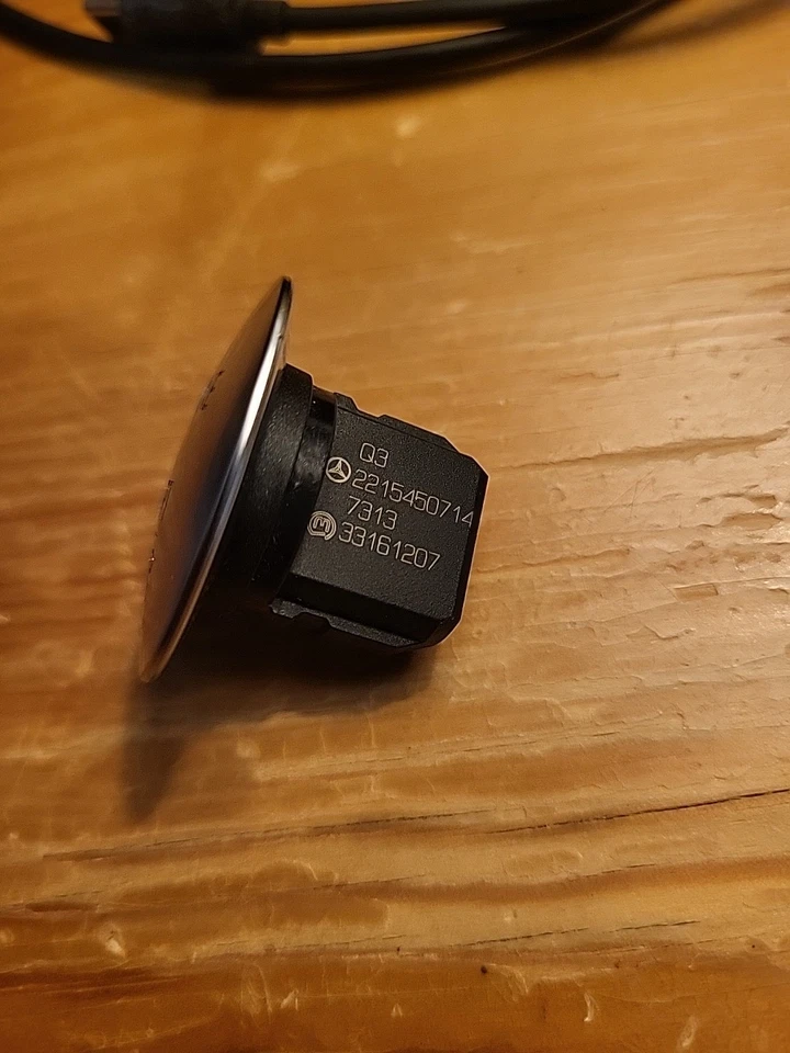 OEM MERCEDES BENZ PULSADOR PARA ARRANCAR BOTÓN SIN LLAVE GO MOTOR ARRANQUE PARADA PULSADOR Foto 3 de 4