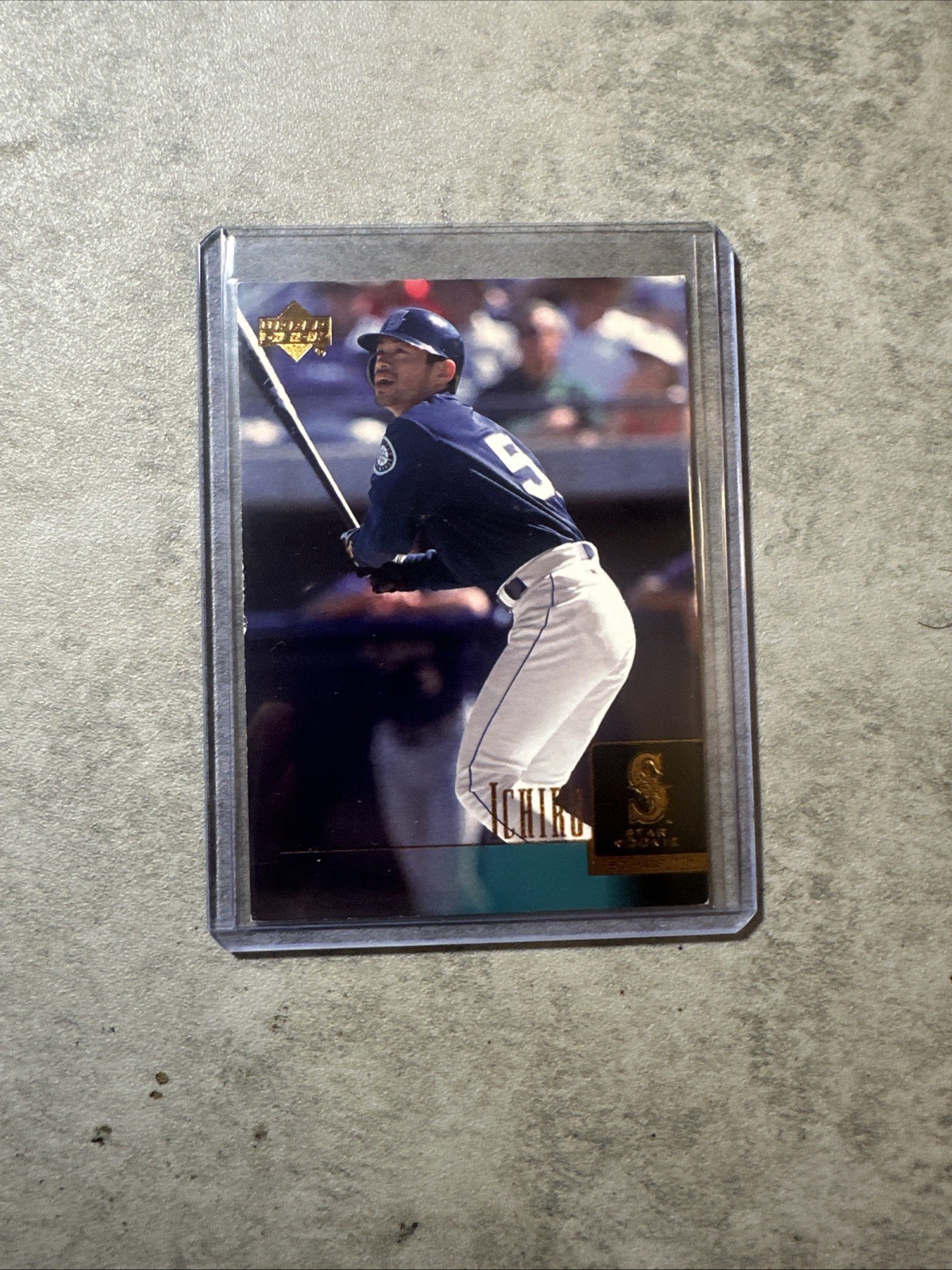 2001 Upper Deck - Star Rookie Ichiro Suzuki #271 (RC)