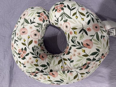 Boppy Original Nursing Pillow Ergonomic Breastfeeding Pillow Excellent Condition