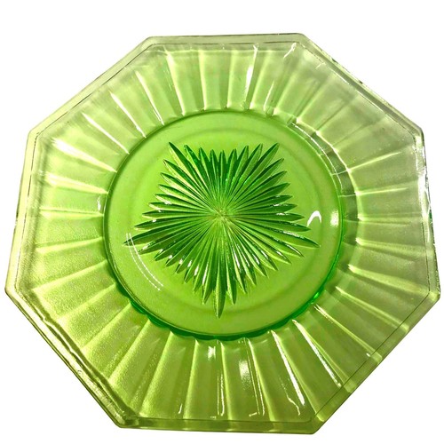 Vintage Vaseline Achteck Teller, Brot Dessert Salat Mittagessen 7 Zoll 7" - Bild 2 von 3