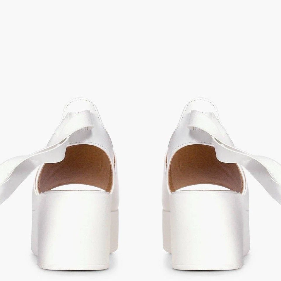 NEW NIB Boohoo Women's Annabelle White Vegan Leather Wrap Over Wedge $56 - Image 3 of 3