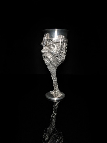 copa gimli de peltre real selangor señor de los anillos - Imagen 2 de 11