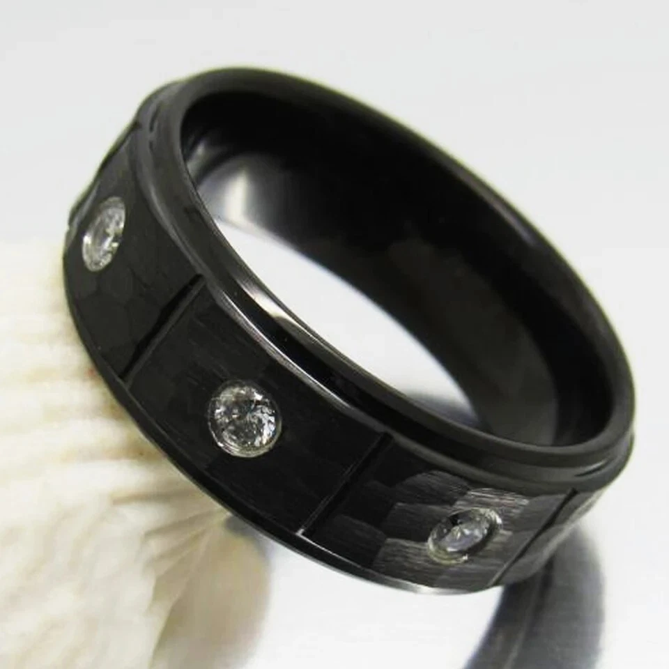 Anillo de carburo de tungsteno negro de 8 mm para hombres y mujeres con anillo de incrustación de piedra de circón Foto 3 de 4